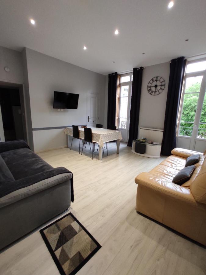 Agreable T2 Au Centre De Luchon Apartment Bagneres-de-Luchon Exterior photo